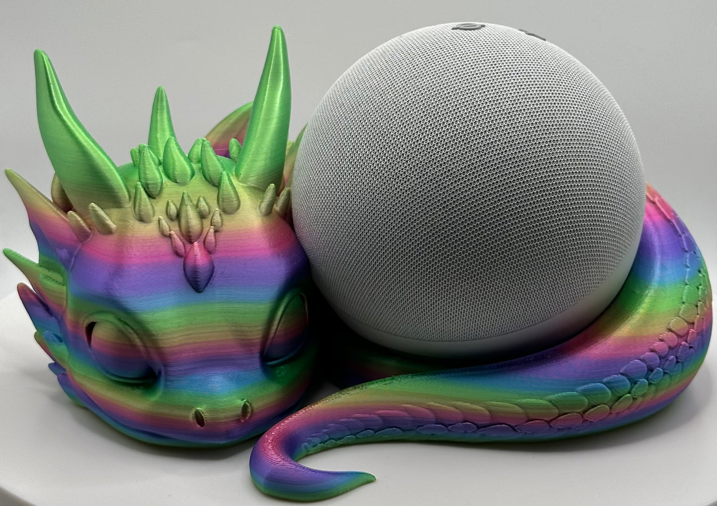 Drachenhalter für die Echo Dot 5. Generation