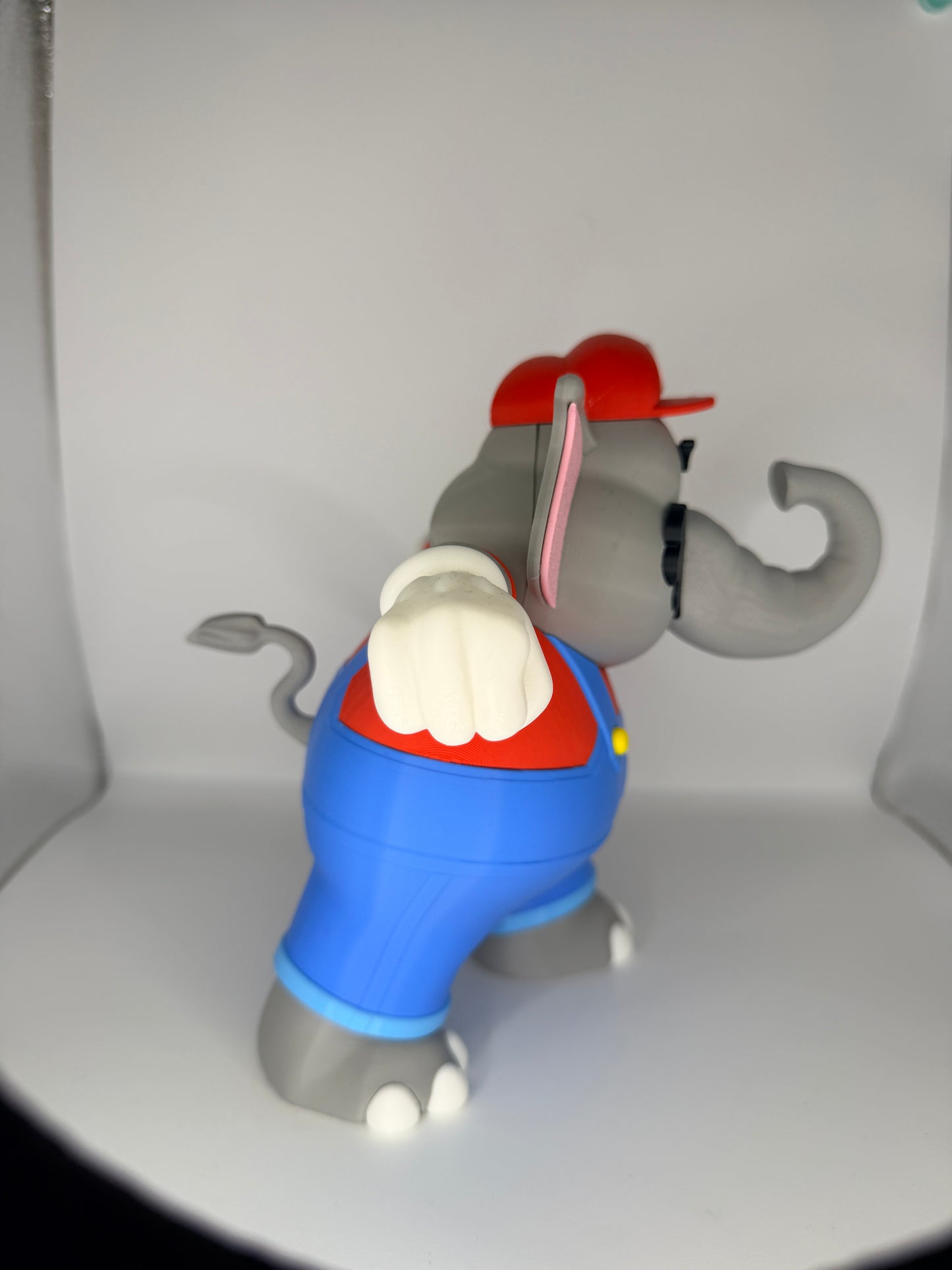 Elefant Mario