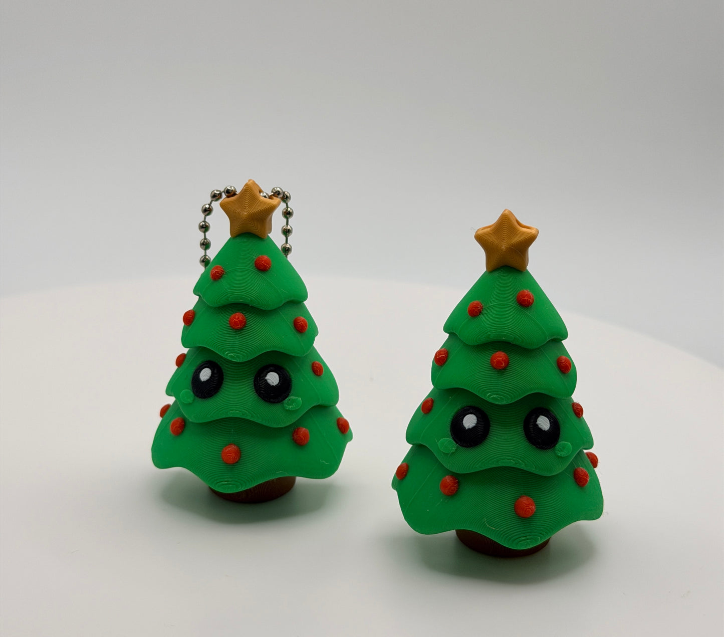 Weihnachtliche Magnete und Anhänger